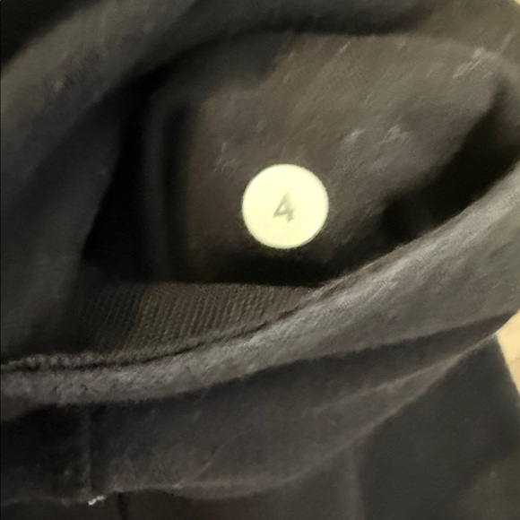 Lululemon Liberty crop in black - Picture 4 of 6